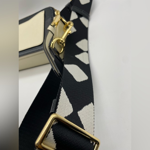 Marc Jacobs Snapshot Crossbody Bag - Picture 7 of 9